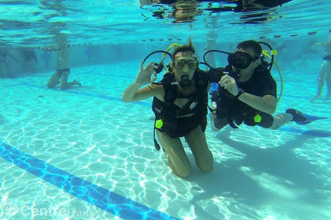 Qui connait un bon club pour un baptême de plongée ? Et si vous l'avez déjà fait, c'était comment ?