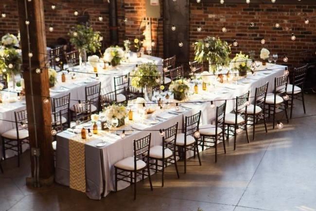 Qui connaît une très bonne salle de mariage dans Nice ou dans les environs ? Je recherche un endroit vraiment spécial, féérique, avec une atmosphère et un cachet. Et un grand espace à l'extérieur...