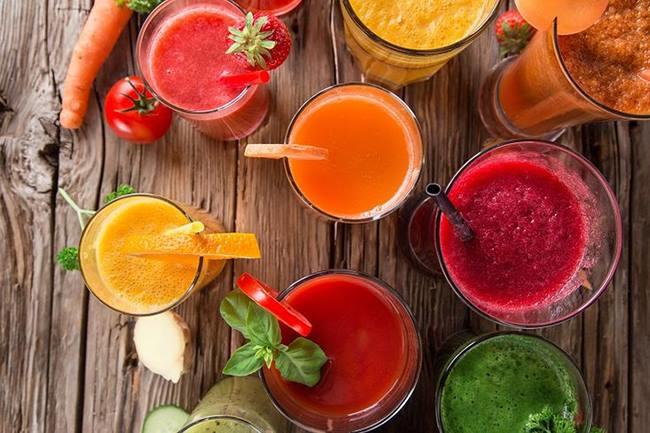 Qui connaît un endroit où je peux boire tranquillement un jus de fruits maison ou un smoothie à tomber par terre ?