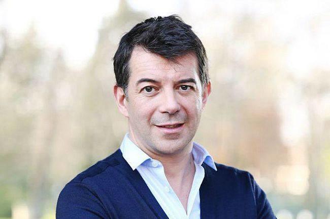 Qui connaît un super chasseur immobilier, qui fouillera partout pour dénicher notre nid douillet ? Comme Stéphane Plaza !