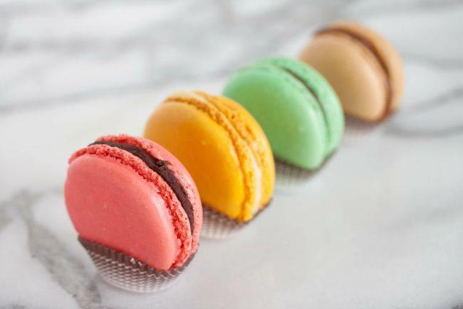 Qui connaît l'endroit où je pourrais acheter les MEILLEURS macarons de Reims ?