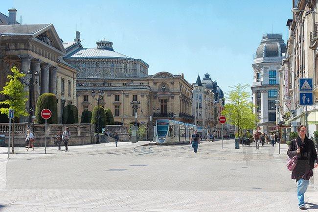 Qui connaît une adresse sympa pour manger des spécialités de la région ? Ma famille vient bientôt me rendre visite et je voudrais leur faire goûter les plats d'ici sans tomber dans les pièges à touristes...