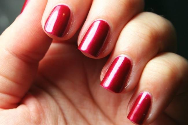 Qui connaît un institut SERIEUX pour la pose d'un vernis semi-permanent ? Avec des produits de bonne qualité.