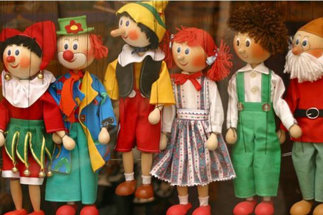 Je cherche quelqu'un pour animer l'anniversaire de ma fille de 7 ans ! Marionnettiste, magicien, clown, ou autre si vous avez des suggestions :-) ?