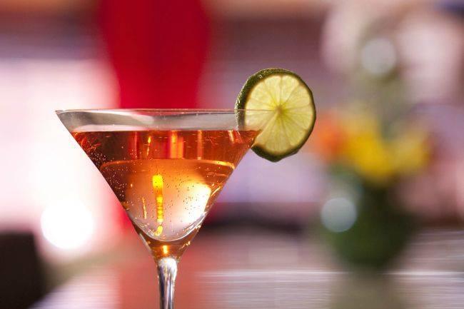 Qui connaît LE meilleur bar à cocktail de Rennes pour un mini-enterrement de vie de jeune fille ?