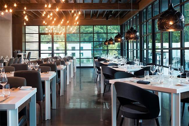 Qui connait un bon restaurant ouvert le dimanche soir ? Peut importe la spécialité ou la localisation dans Rennes, j'ai besoin de trouver ce restaurant pour dimanche ! Merci