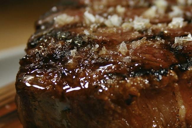 Qui connaît un restaurant pour manger de la BONNE viande à Rennes ? J'ai une envie irrésistible d'une bonne pièce de viande bien tendre...