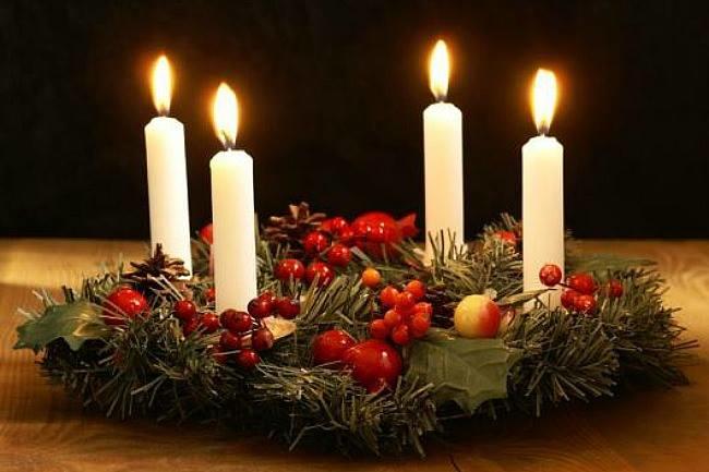 Qui sait s'il y a des ateliers pour réaliser une belle couronne de l'avent ? Ou, dans le pire des cas, au moins un endroit où en acheter ? Merci !