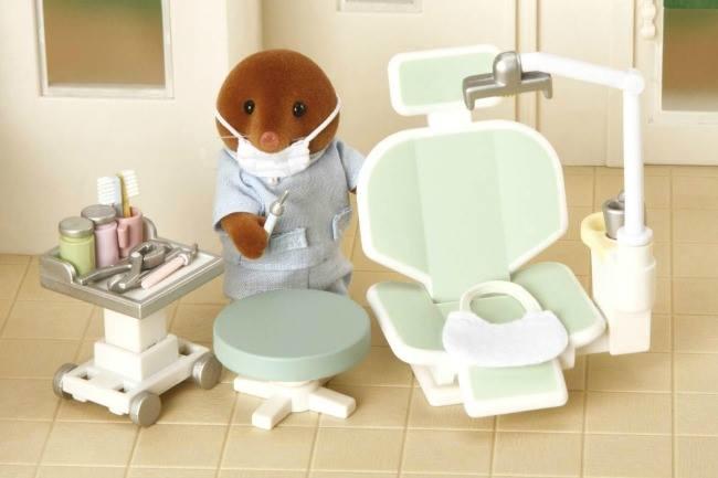 Qui connait un bon dentiste aux alentours de la Montagne Verte ou dans le centre de Strasbourg ? C'est vraiment TRÈS TRÈS urgent, je souffre réellement donc il faudrait qu'il puisse me recevoir très rapidement...