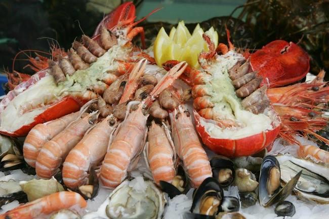 Qui connait un commerce qui propose des plateaux de fruits de mer à emporter avec un rapport qualité/prix imbattable ? Et quand je dis qualité je parle aussi de bonne traçabilité des produits. Merci !