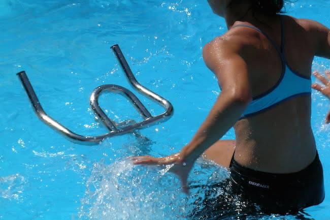 Je voudrais faire de l'aquabiking. Vous connaissez un endroit cool à Valenciennes ? Avec de bons coachs et une super ambiance ?