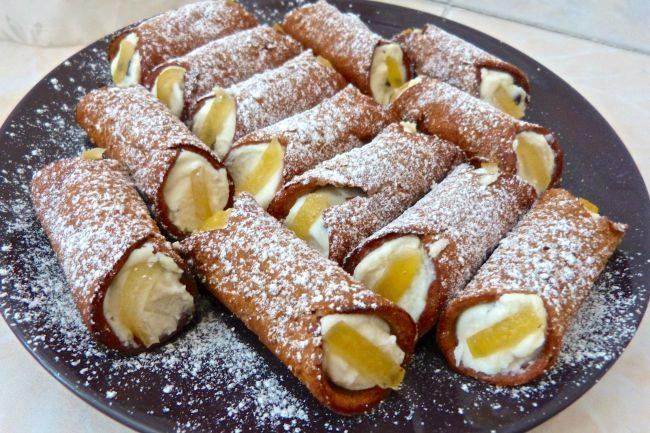 Qui connaît un endroit où l'on vend des cannoli et arancini siciliens ? J'aimerais retrouver les saveurs que j'ai découvertes lors de mon voyage là bas.