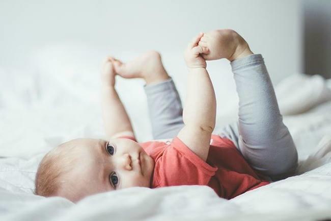 Qui connaît un bon pédiatre doux avec les enfants, qui prend des nouveaux clients assez rapidement ?